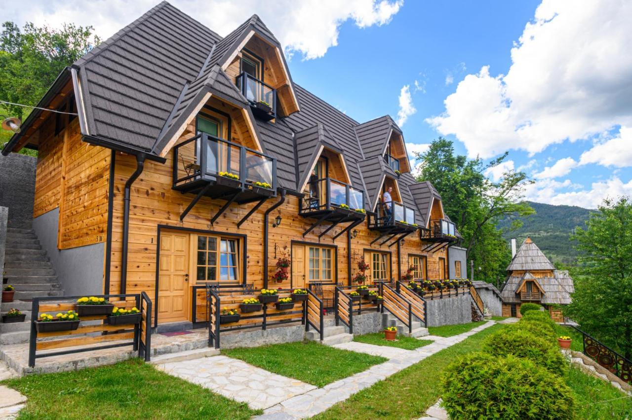 Neva Sobe Sa Pogledom Na Planine Homestay