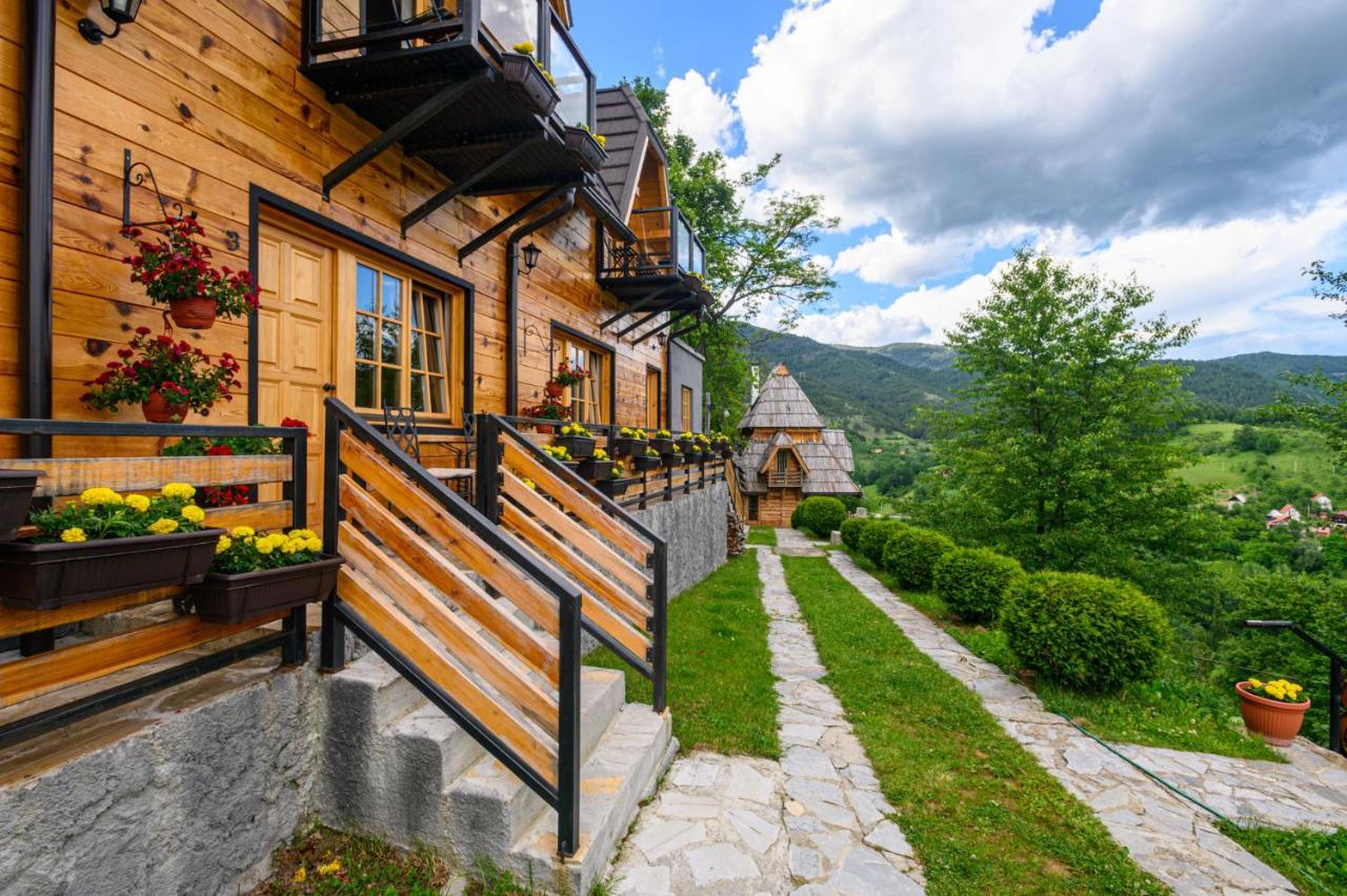 Neva Sobe Sa Pogledom Na Planine * Mokra Gora